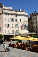 Place de l opera a Toulon