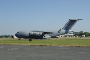 Fototapeta na wymiar C-17 kołowania