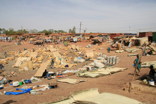 「Mopti」の画像 264 件の Stock 写真、ベクターおよびビデオ Adobe Stock