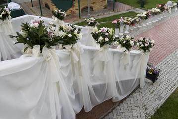 Ladder for the groom and brides