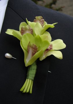 Green Boutineer