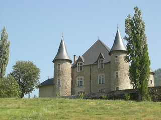 Fototapeta na wymiar Chateau de Picimbal Crots - Hautes Alpes