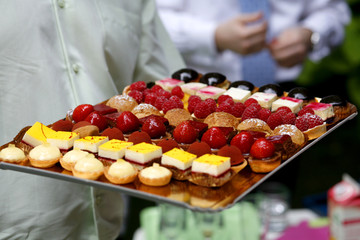 Service de petits fours