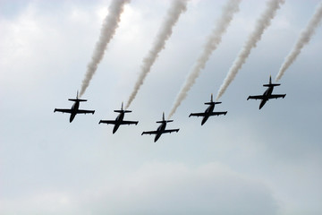  Red-Bull Air Race (Budapest 2007 ) jets flying at airshow