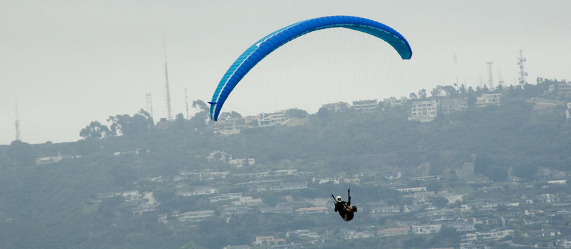 La Jolla Parasailing