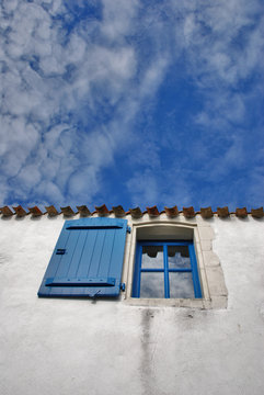 La fen&ecirc;tre bleu