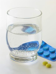 effervesced tabs in water against cold
