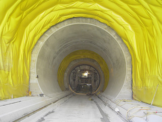 Tunnel