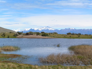 Fototapeta na wymiar Argentyńskie jezioro