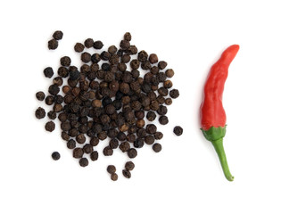 black pepper, red pepper