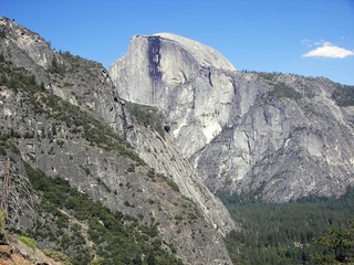 half dome in yosemite np