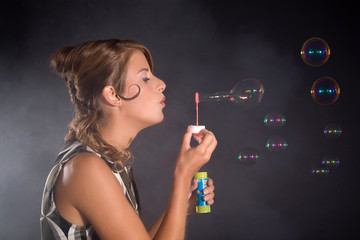 Obraz premium Blowing bubbles