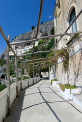 Fototapeta na wymiar Amalfi alley Annunziatella pergola