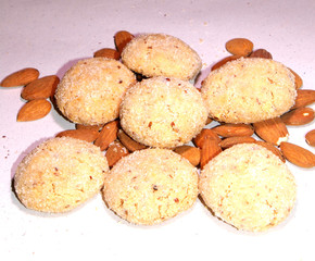 Biscotti morbidi alle mandorle