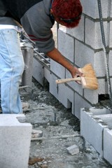 bricklayer,mason