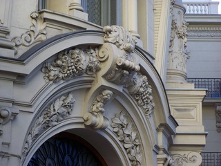 façade caractere