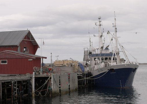 Fishing boat