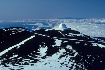 Fototapeta na wymiar NASA Infrared Telescope, Mauna Kea Observatory, Hawaii