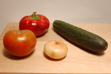 Cetriolo Pomodoro Cipolla Peperone