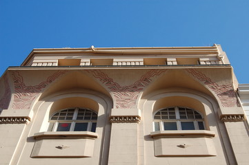 façade caractere