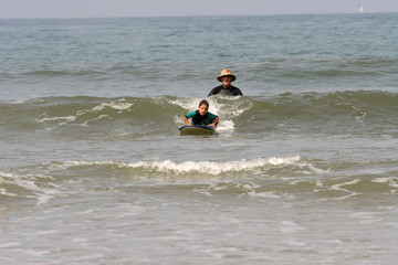 Fototapeta na wymiar leçon de surf