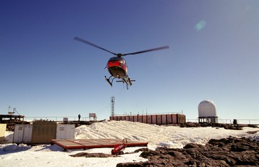 Hélicoptère sur DDU