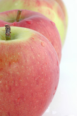 Fila de manzanas