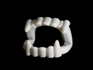 teeth vampire