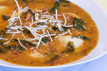 spinach tortellini soup