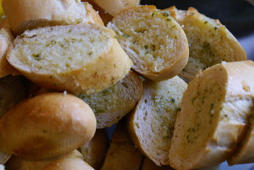 Garlic bread slices