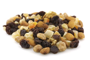 Cinnamon trail mix