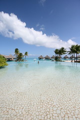 Playa y ^piscina Bora Bora Nui