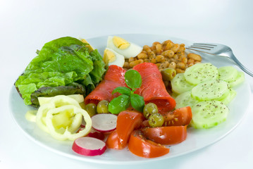 beans mixed-vegetable salad with lettuce,peepper,radish 2