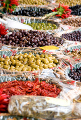 Fototapeta na wymiar Olives in Market