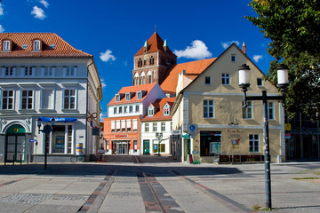 Fototapeta na wymiar Greifswald serwuje Mülentor