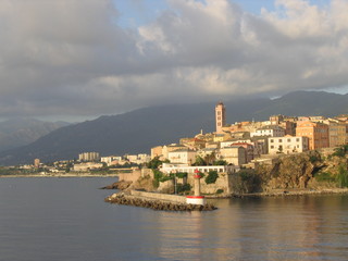 Fototapeta premium Port de bastia à l'Aube