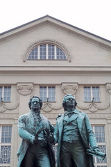 Johann Wolfgang Goethe und Friedrich Schiller Denkmal in Weimar