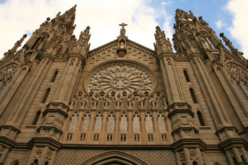  iglesia neogotica del siglo xx en  islas canarias