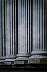 Cool Blue Grunge Column Background
