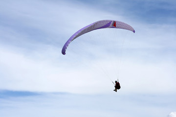  Paragliding