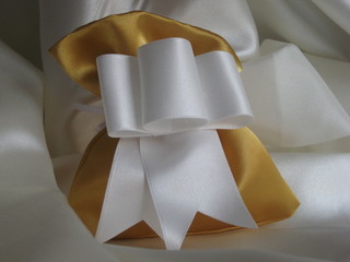 sacchetto per confetti in raso