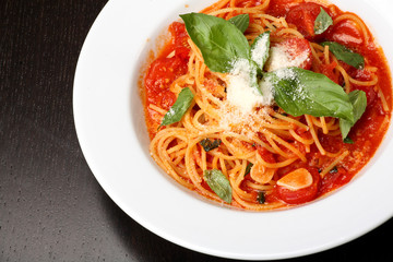 Freshly cooked plate of spaghetti 