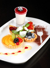 Mixed desert plate 