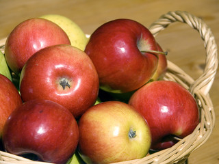apples