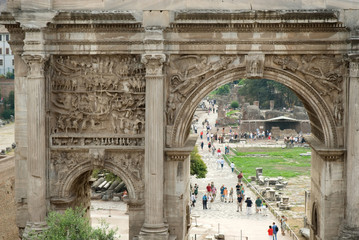 Fototapeta na wymiar Forum Romanum, Łuk Septymiusza Sewera w Rzymie