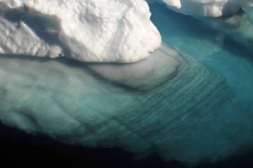 Rippled underwater ice