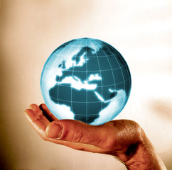 hand und weltkugel