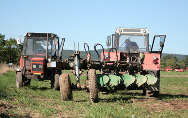 tractor 21