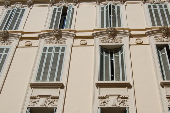 fa&ccedil;ade style