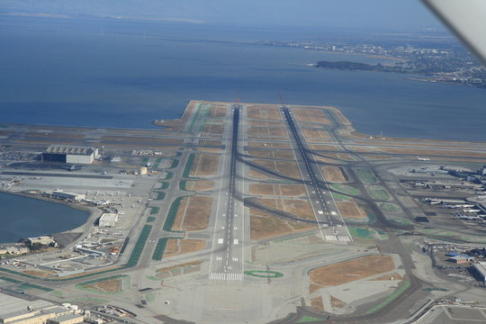 SFO Airport Runway